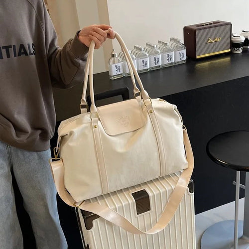 Elegant Weekend Bag Bowlift