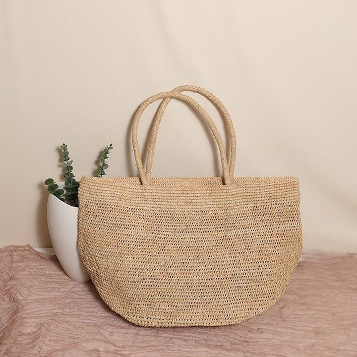 Handcrafted Beach Bag Made of Natural Material Bowlift