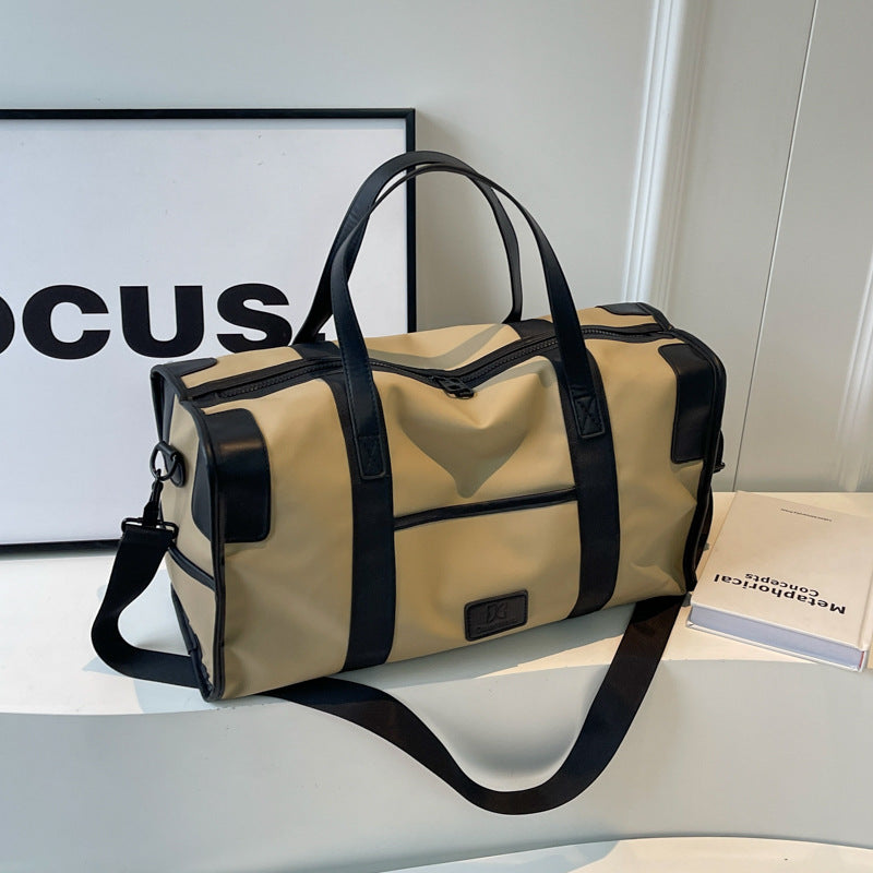 Fashionable sport and travel bag Bowlift