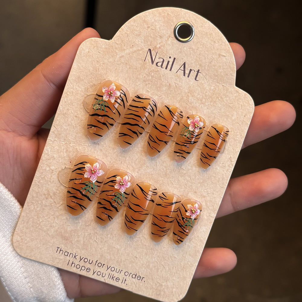 Floral Design Press-On Nail Set Bowlift