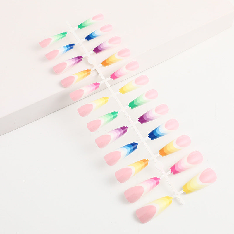 Artificial nails in luxurious ombre design with rhinestone accents Bowlift