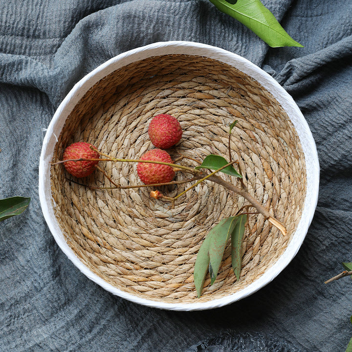Unisex beef storage basket with elegant textile edging Bowlift