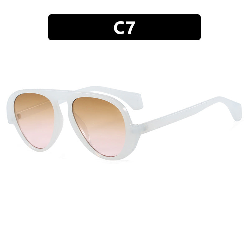 Women's sunglasses with unique retro frame and UV protection Bowlift