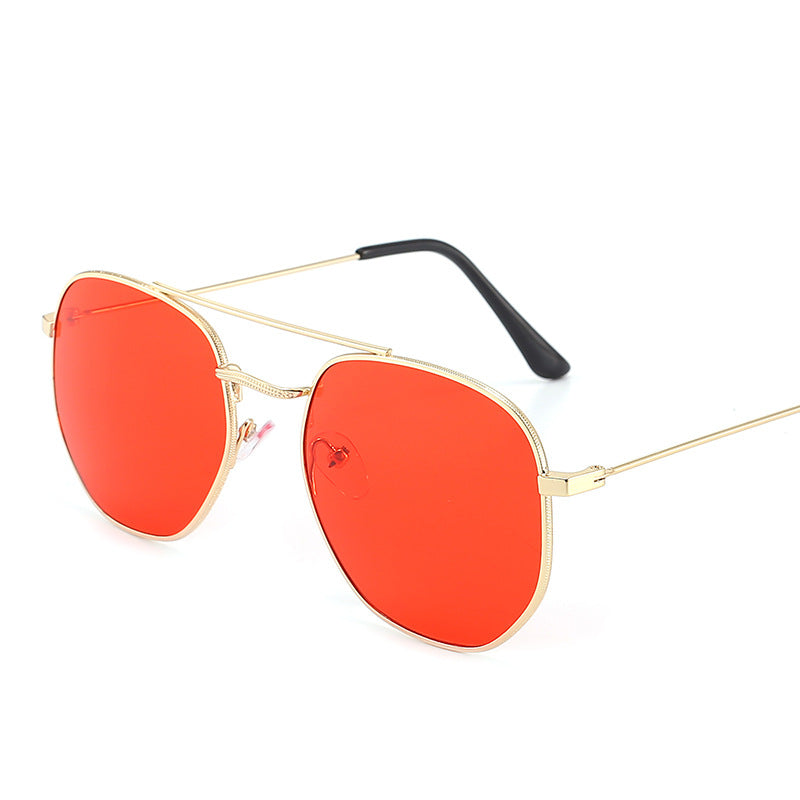 Ladies sunglasses with oval frame and protective gradient lens Bowlift