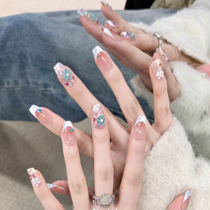 Elegant Long Press-On Nails Set with Artistic Tips Bowlift