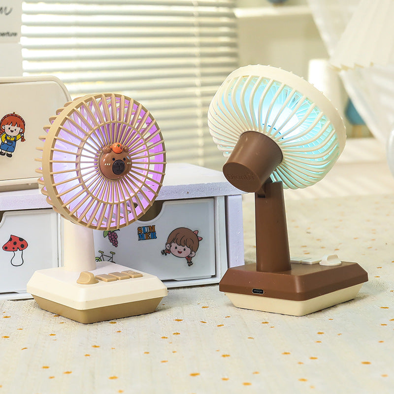 Ladies portable USB table fan in cheerful pineapple design Bowlift