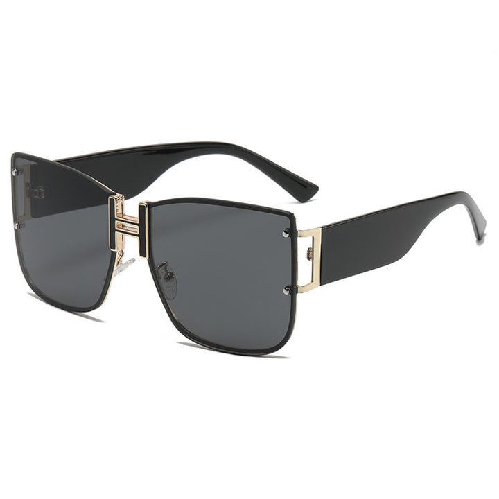 Ladies sunglasses in an elegant design with highly modern, organic lenses Bowlift