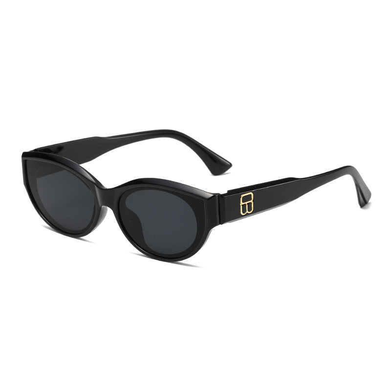 Women's trendy Cat-Eye sunglasses with luxurious design Bowlift