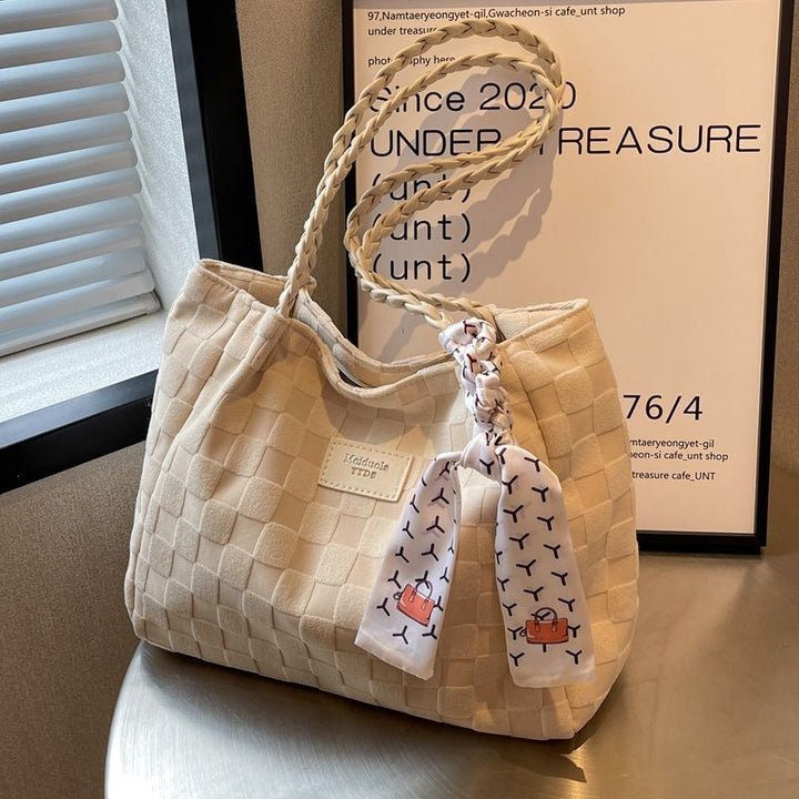Woven Handcrafted Tote Bowlift