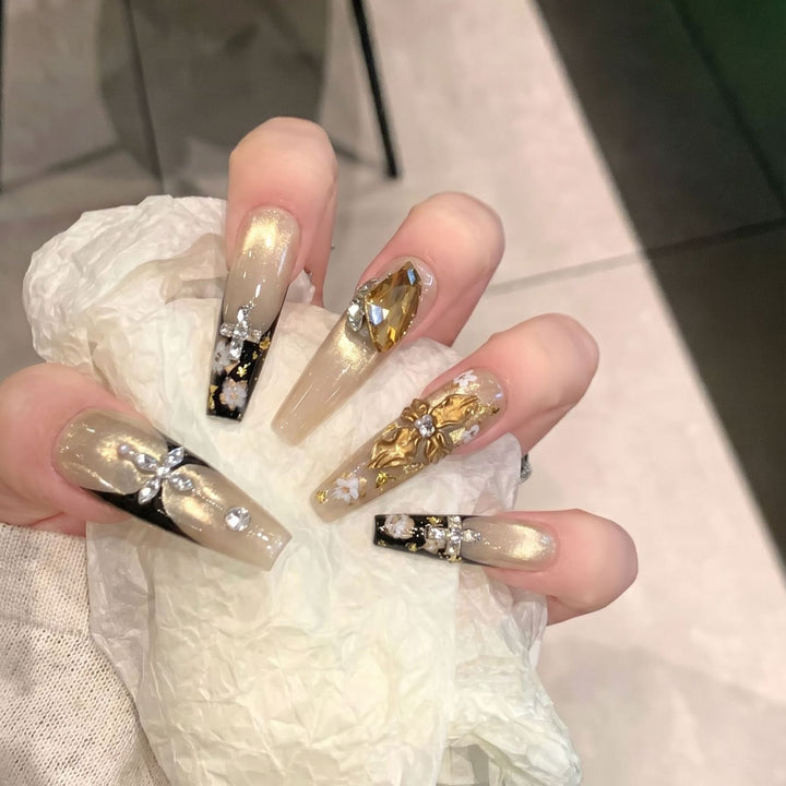 Elegant Decorative Press-On Nail Art Set with Rhinestone and Floral Accents Bowlift