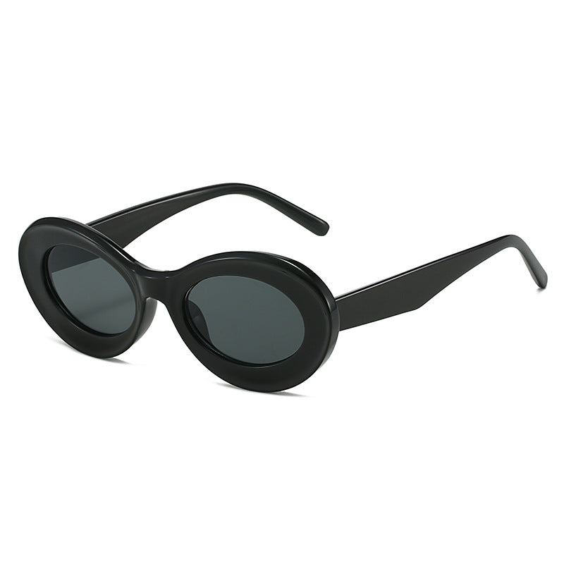 Ladies fashionable sunglasses in oval design Bowlift