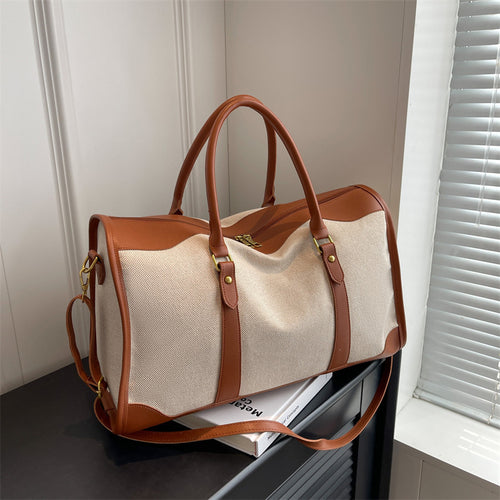 Sporty travel bag with removable shoulder strap Bowlift