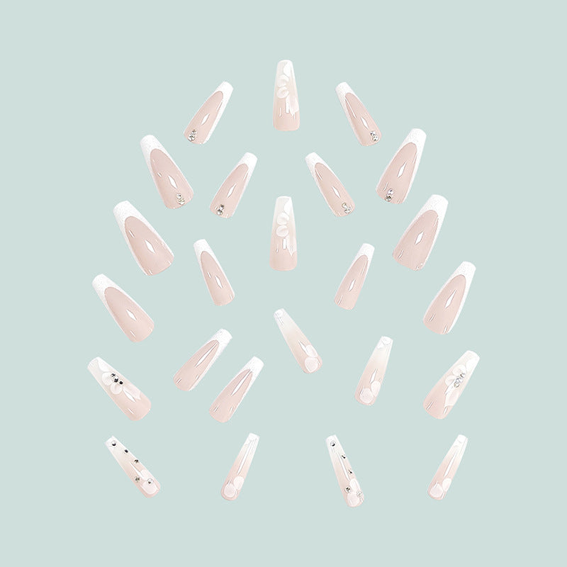 Glamorous stiletto artificial nails with floral details Bowlift