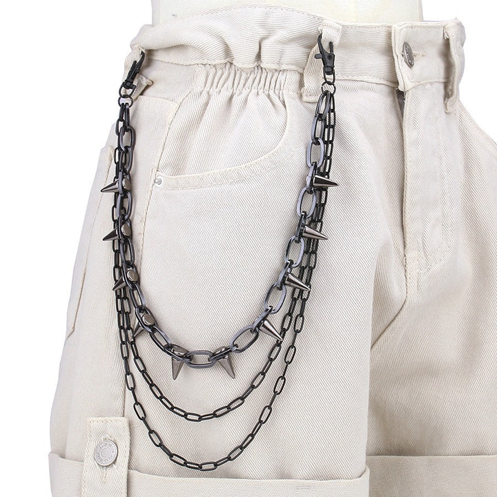 Fashionable chain belt with stud accents Bowlift