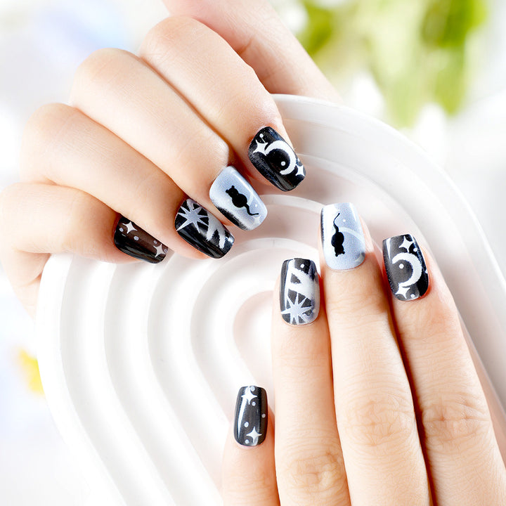Artistic Themed Press-On Nail Set Bowlift