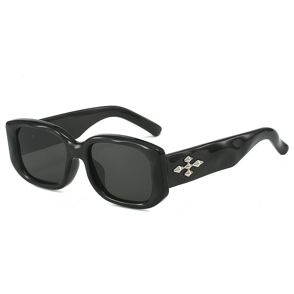 Vintage Oversized Sunglasses Bowlift