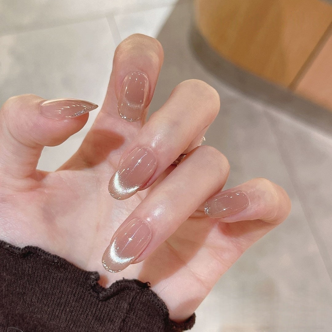 Artificial nails with elegant glitter fringe Bowlift
