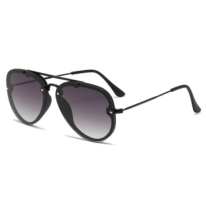 Ladies extravagant sunglasses with stylish frame and UV protection Bowlift