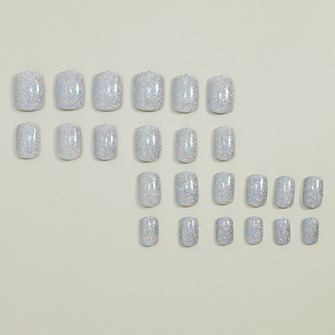 Glittering Press-On Nail Tips Bowlift