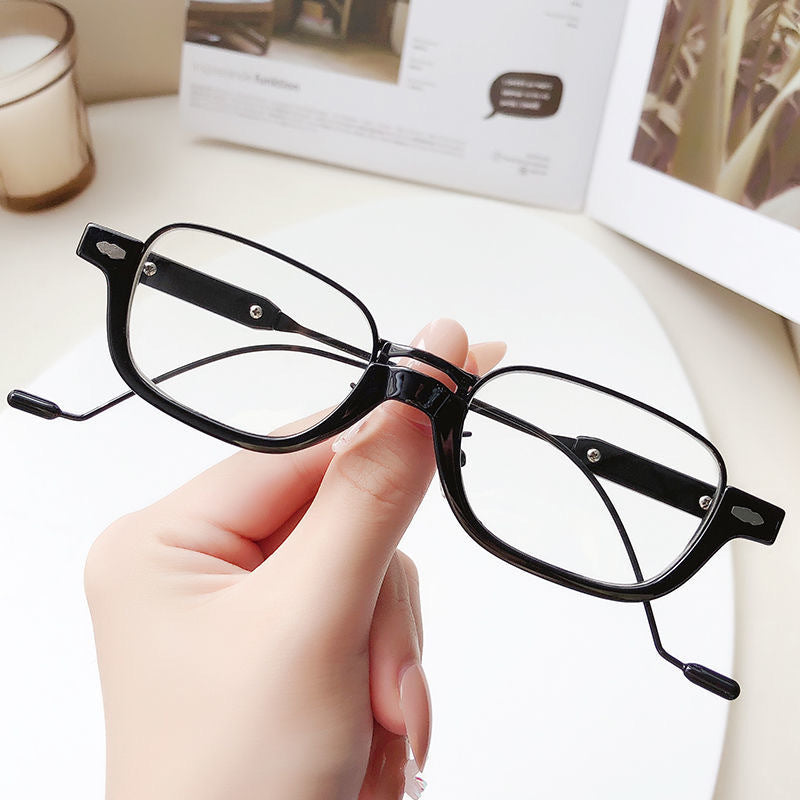 Fashionable Rectangular Glasses Bowlift