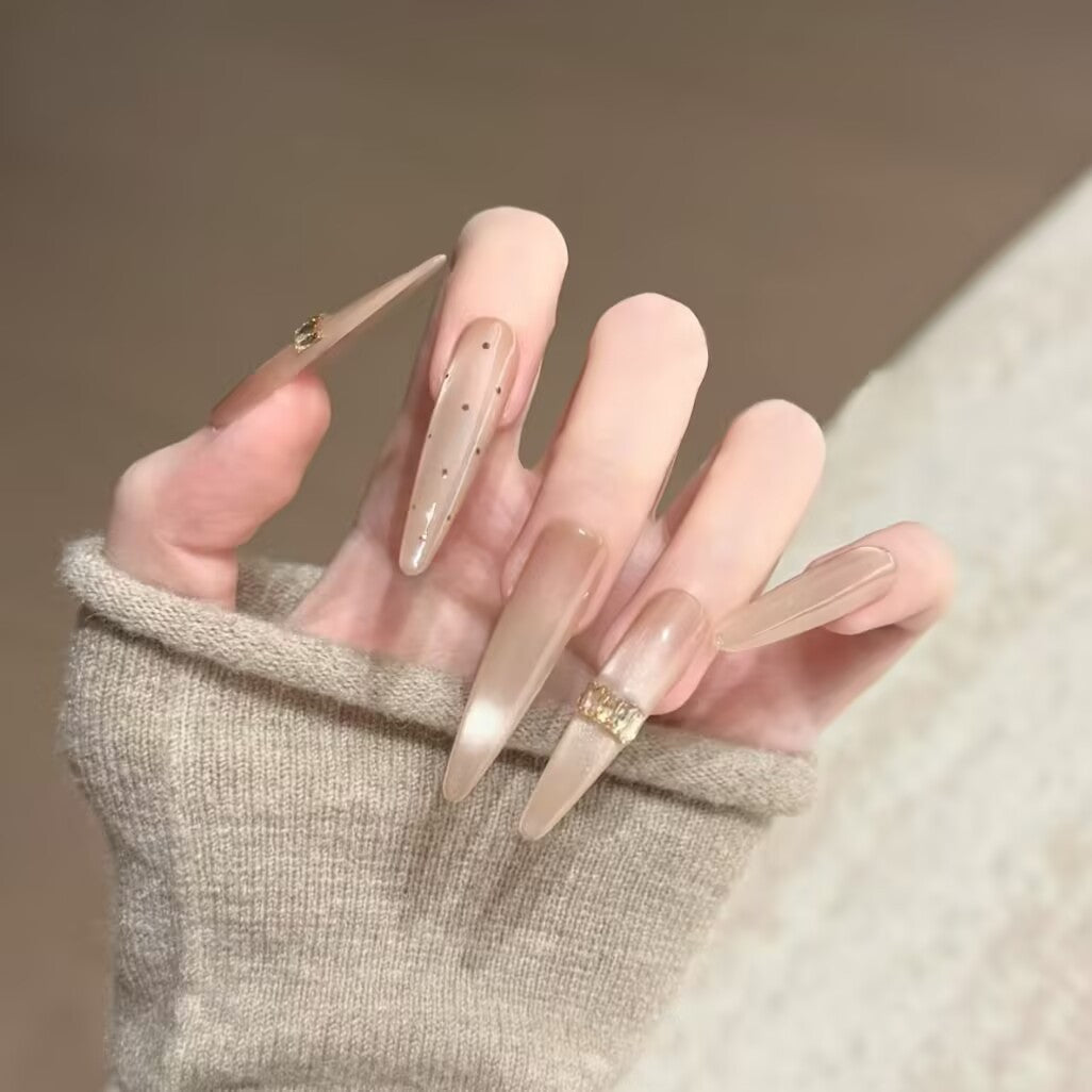 Artistic Nail Design with Decorative Elements Bowlift