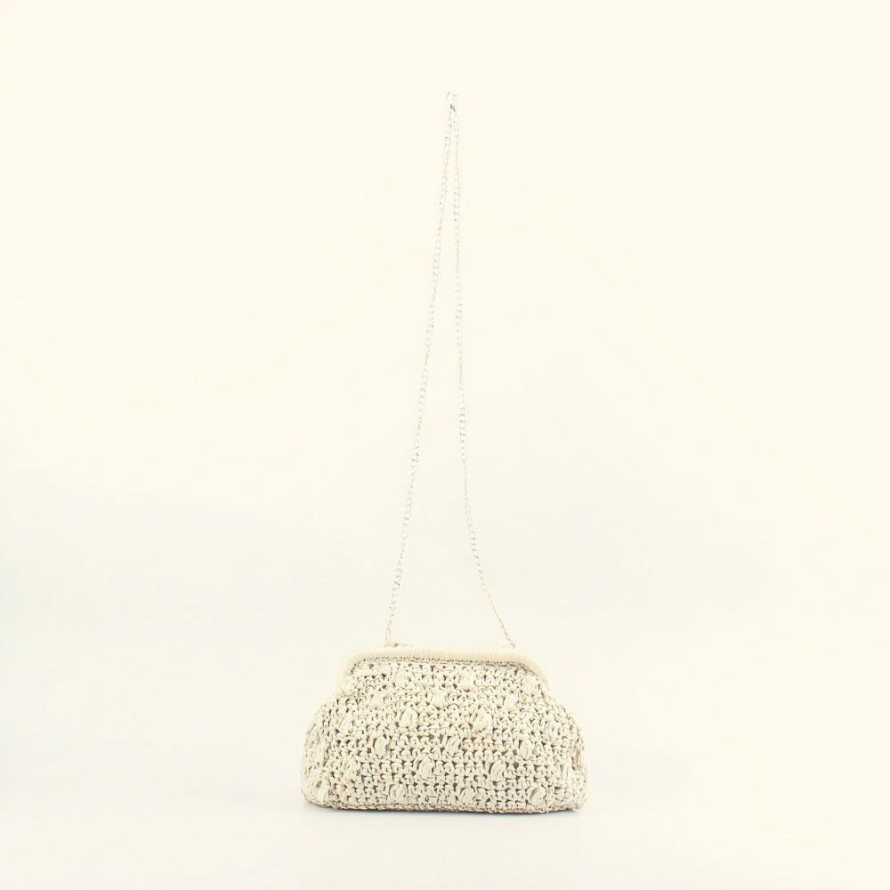 Elegant crochet handbag with fine chain strap Bowlift