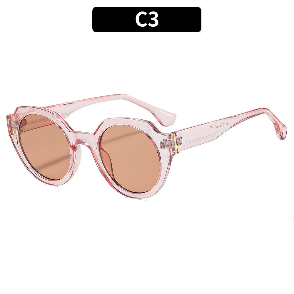 Retro-Inspired Oversized Round Sunglasses