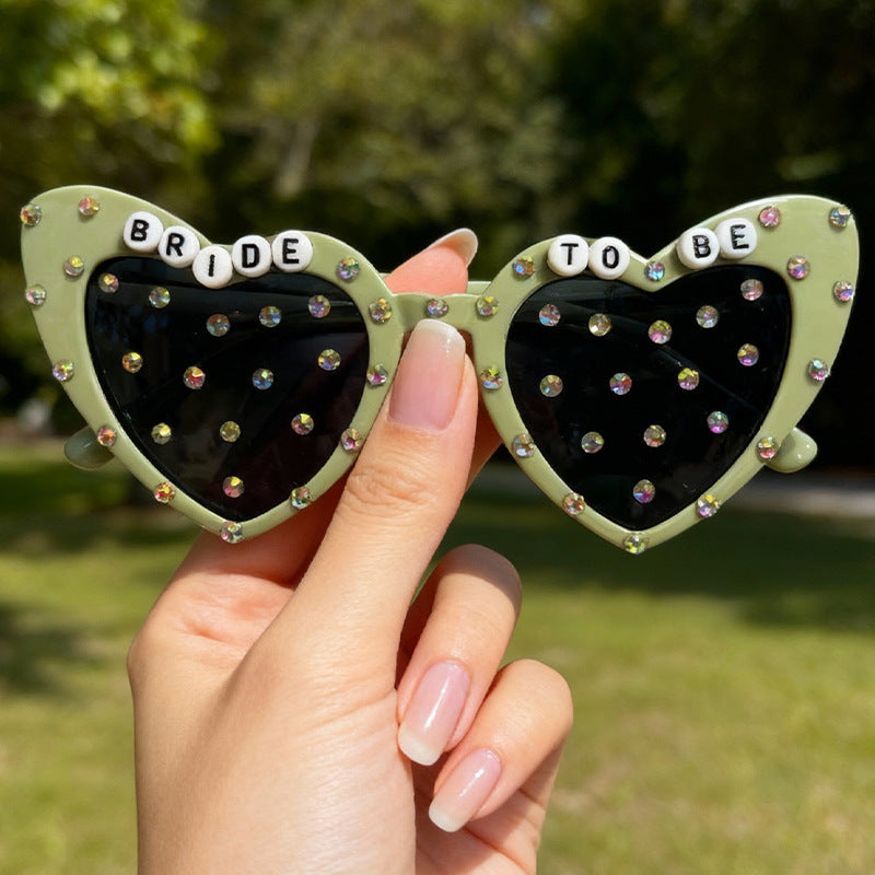 Bride-To-Be Heart-Shaped Sunglasses Bowlift