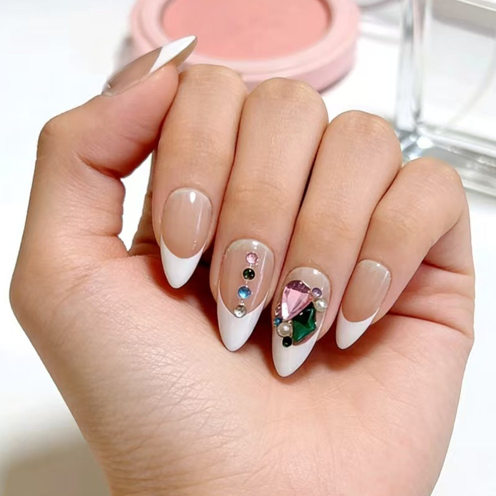 Artificial nails with floral 3D applications Bowlift
