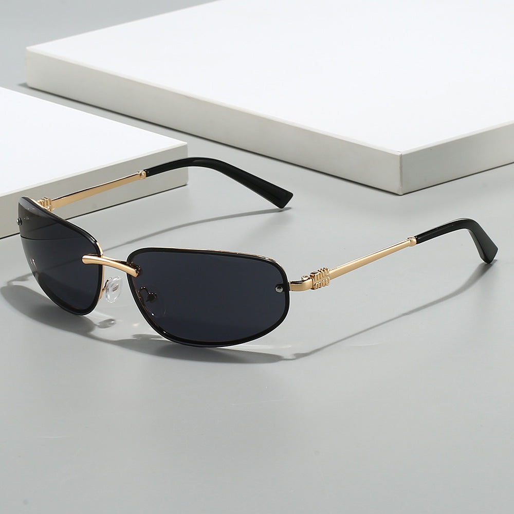 Luxurious Vintage-Inspired Gradient Sunglasses Bowlift