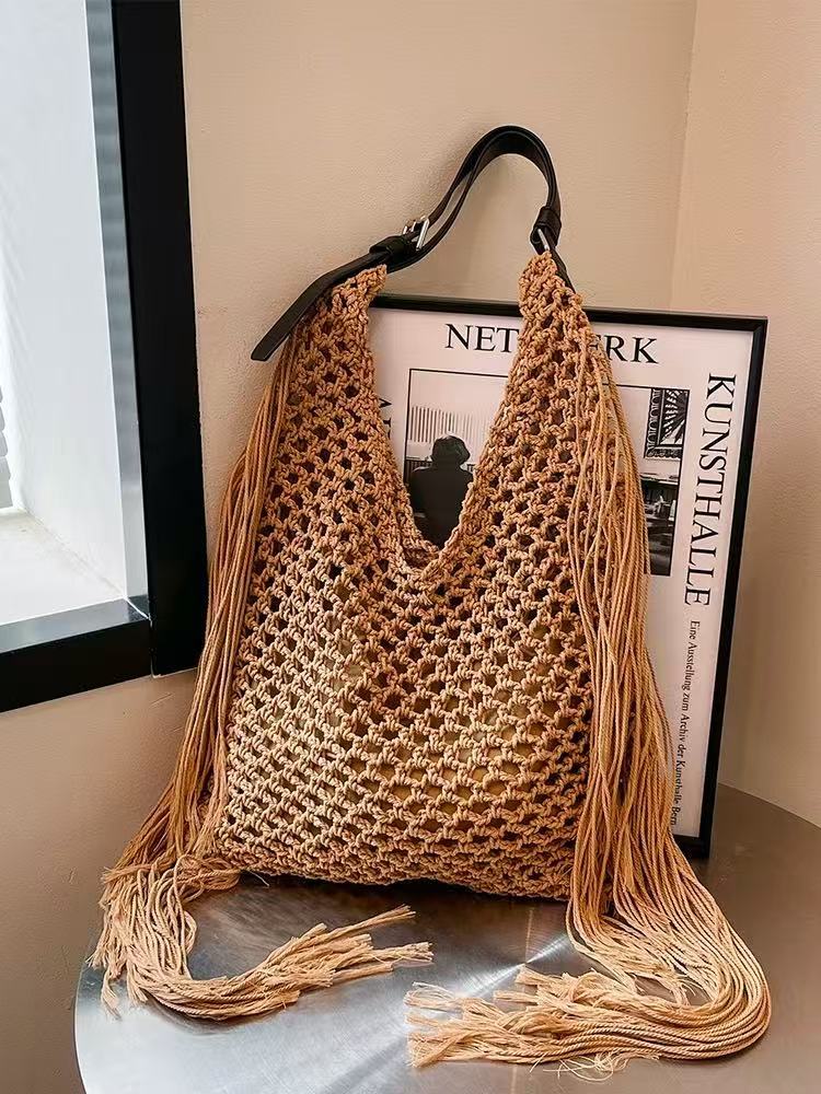Handcrafted Stylish Tote Bag with Fringes Bowlift