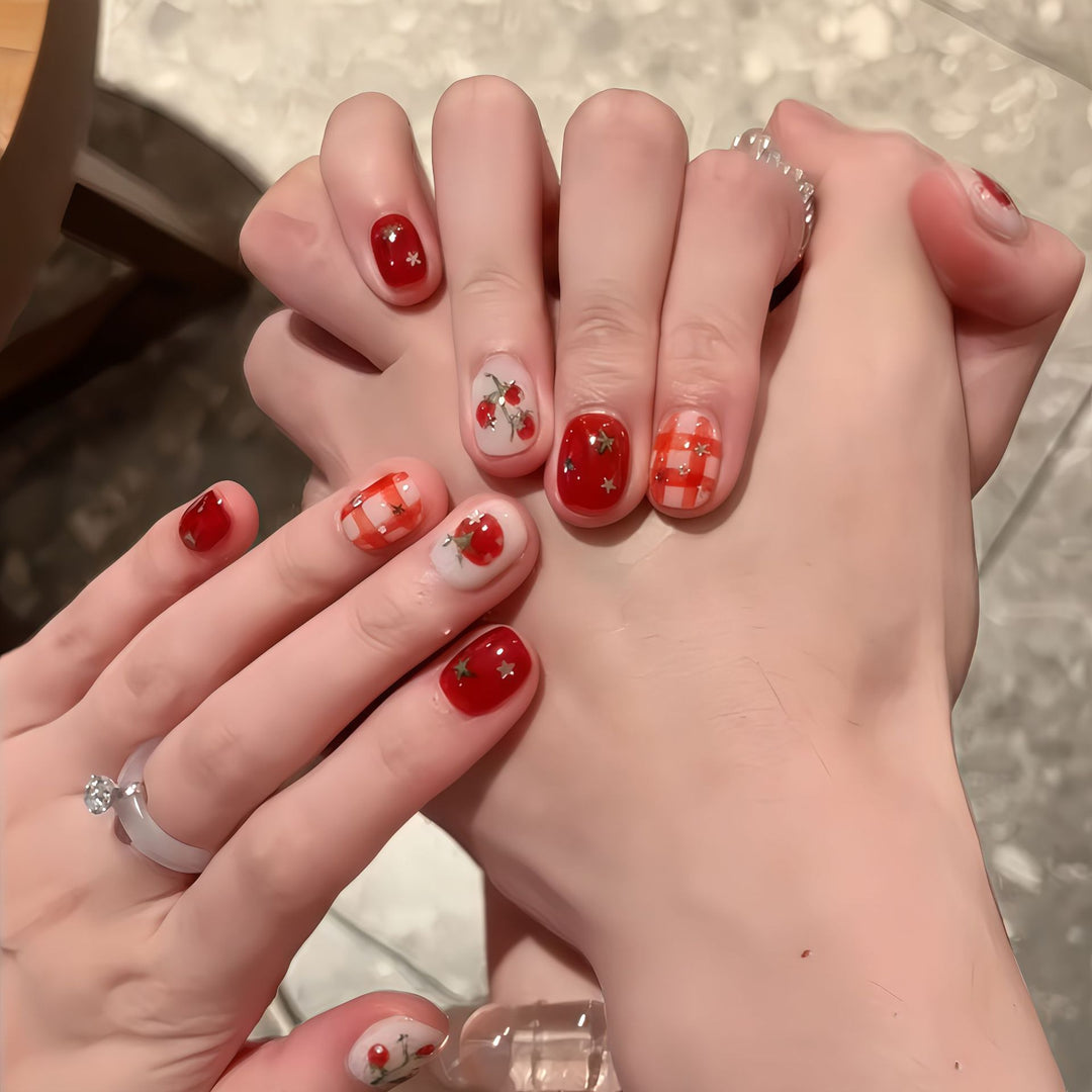 Artificial artificial nails with fruity strawberry design Bowlift