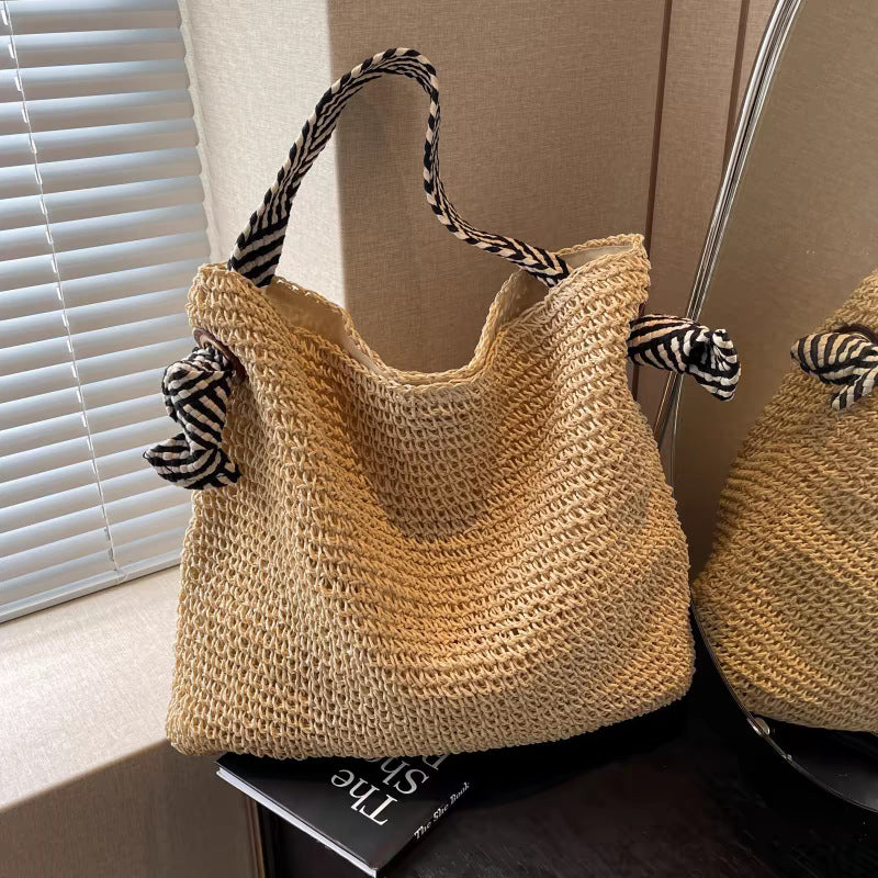 Straw Shopper Bag with Modern Design Bowlift
