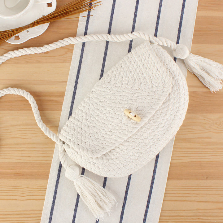 Handbag with stylish tassels Bowlift