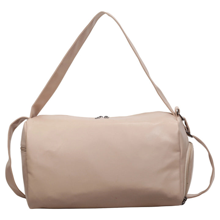 Sporty Weekend Duffel with Durable Exterior Material Bowlift