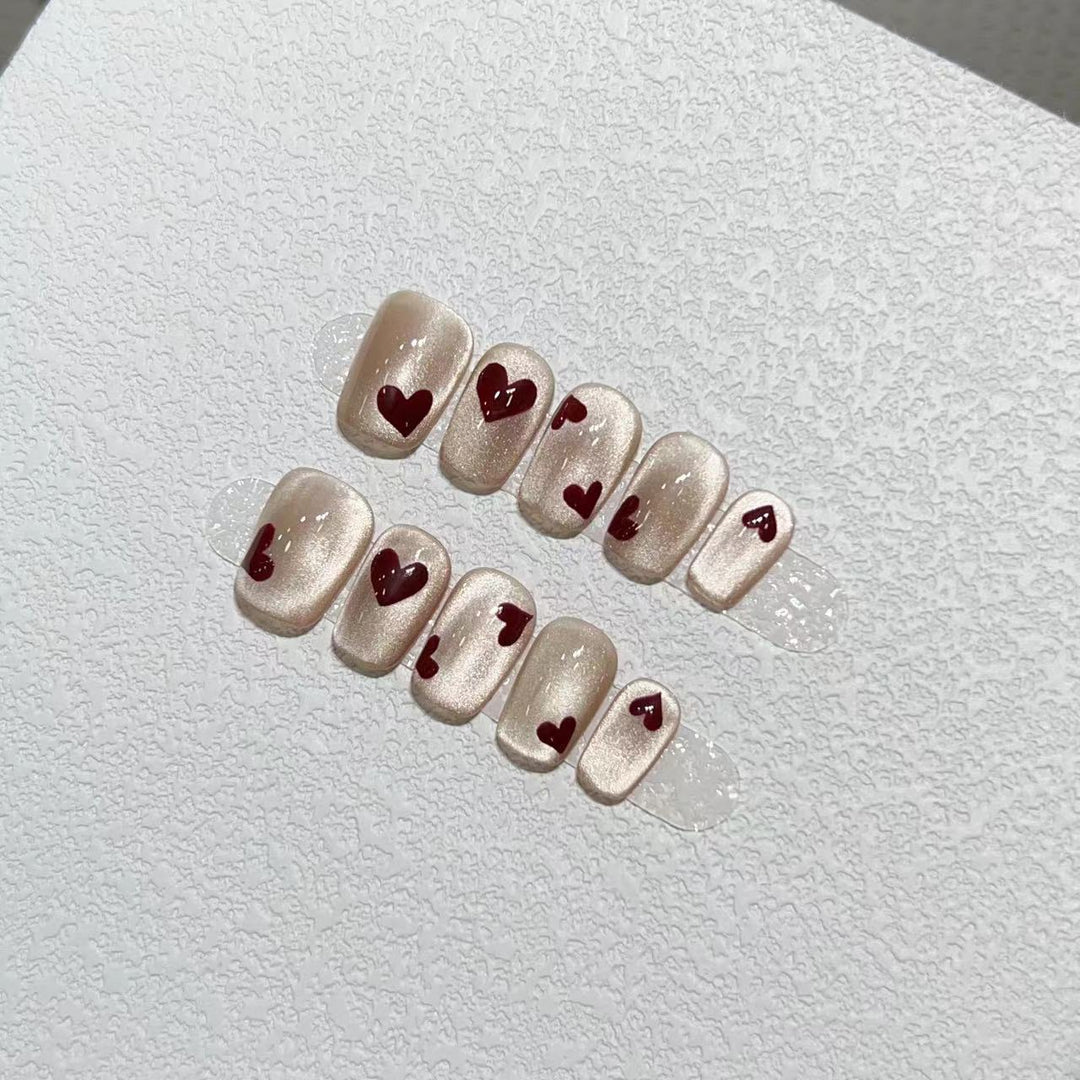 Heart-Patterned Press-On Nail Art Set Bowlift