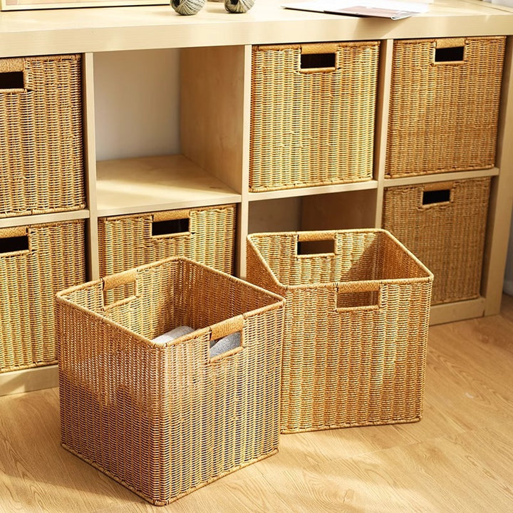 Storage Baskets In The Woven Design Bowlift