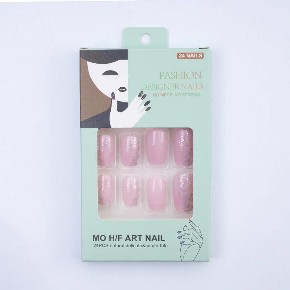 Glittering artificial nails with luxurious gradient Bowlift