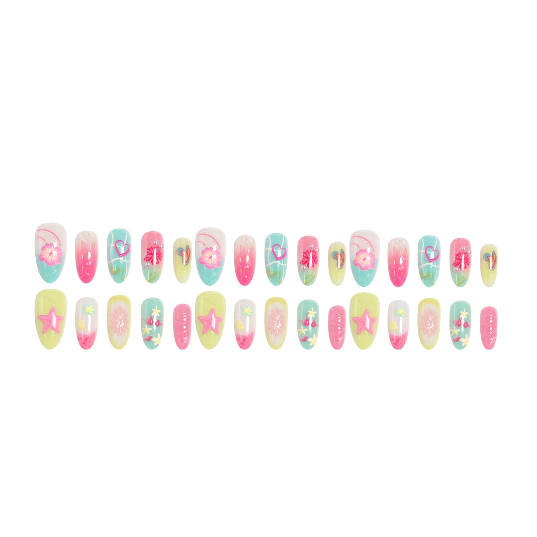 Artistic 3D Nail Tips with Maritime Motif Bowlift