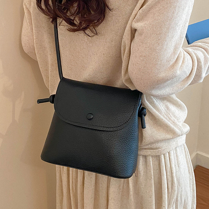 WoVersatile Textured Crossbody Handbag Bowlift