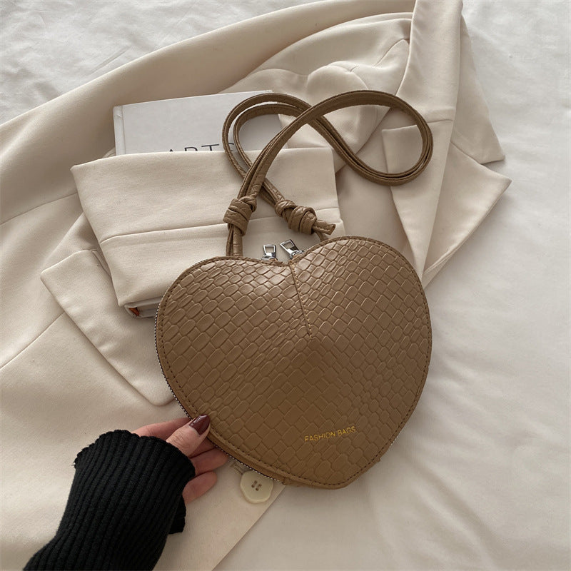 Heart-Shaped Crossbody Handbag Bowlift