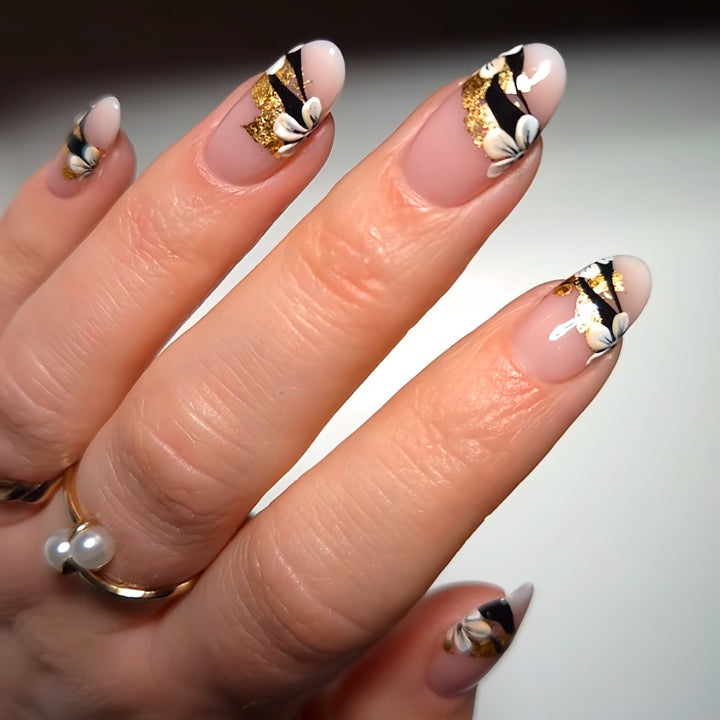Artistic Floral Gel Press-On Nails Bowlift