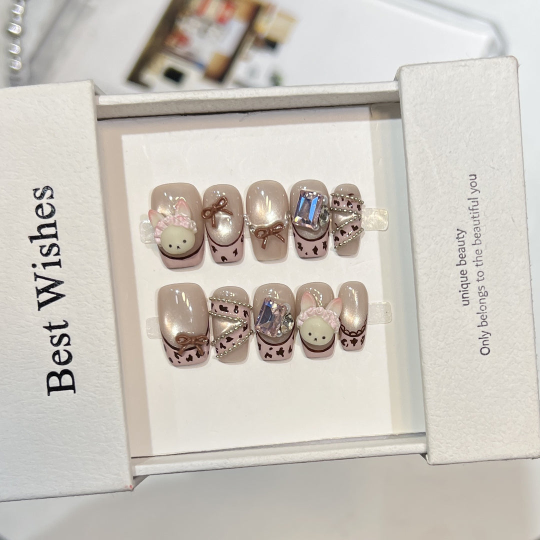 Whimsical Animal-Themed Press-On Nail Set Bowlift