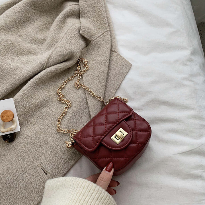 Quilted Crossbody Messenger Bag Bowlift