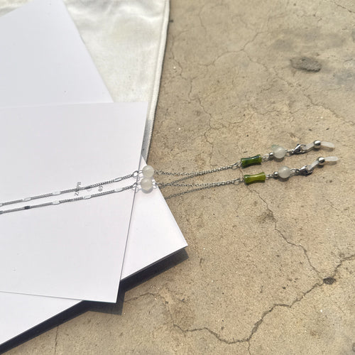 Decorative Eyewear Chain Bowlift