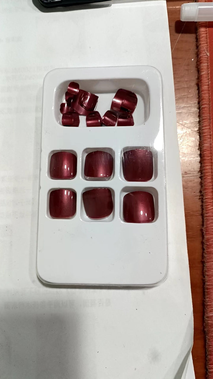 Premium Glossy Press-On Nail Set with Decorative Accents Bowlift