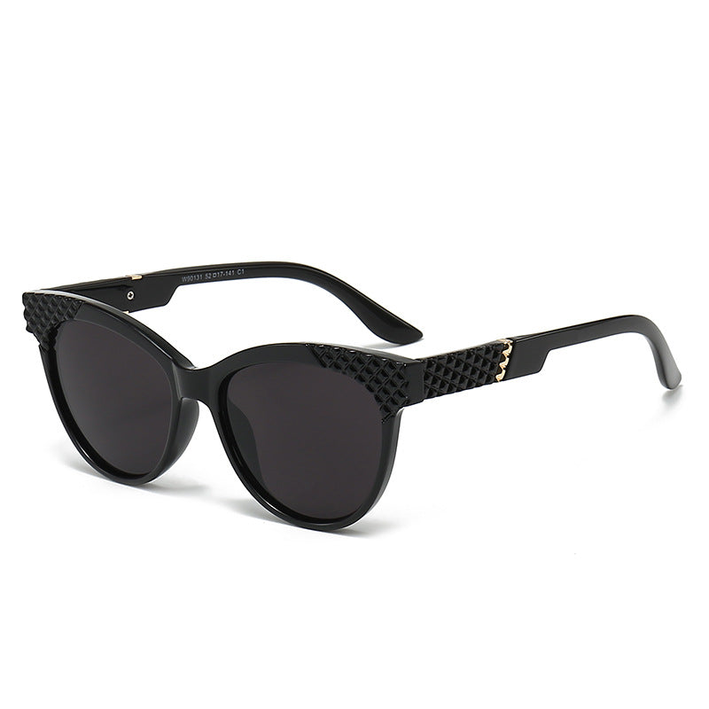 Women's Cat-Eye Sunglasses with Structured Frame and UV Protection Bowlift