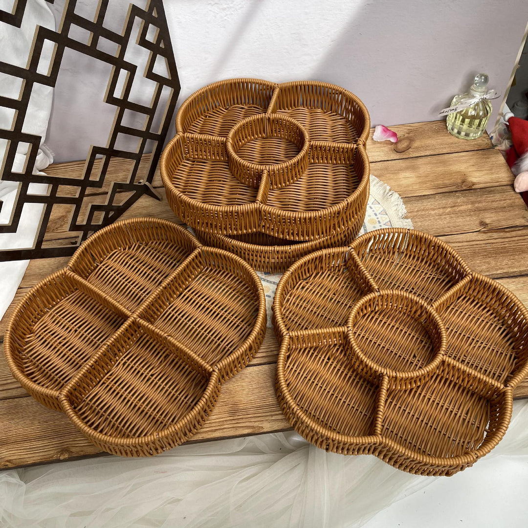 Ladies beef braided serving basket with three compartments Bowlift