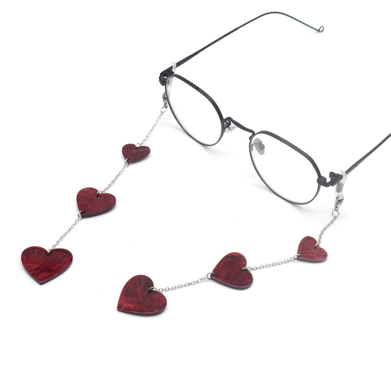 Stylish Heart-Themed Eyewear Chain Bowlift