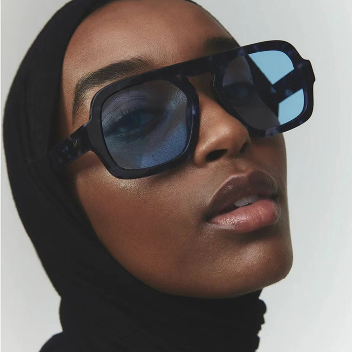 Women's modern oversized sunglasses in angular design Bowlift
